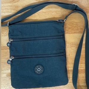 Kipling
Keiko Travel Pockets Smoke Blue Nylon Cross Body Bag